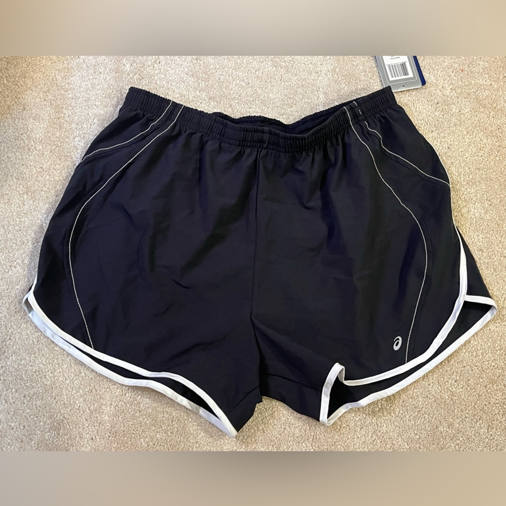ASICS running Quad short Sz XS nwt